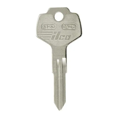 2007 Nissan Altima Transponder Key, key blank DAT-12